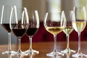 Varietal Glass-specific Wine Tasting: 01 April 2025